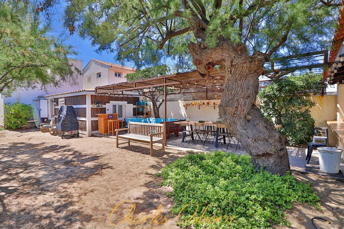 Villa Des Tamaris, Villa 5* En Bord De Mer. فرونتينيان المظهر الخارجي الصورة