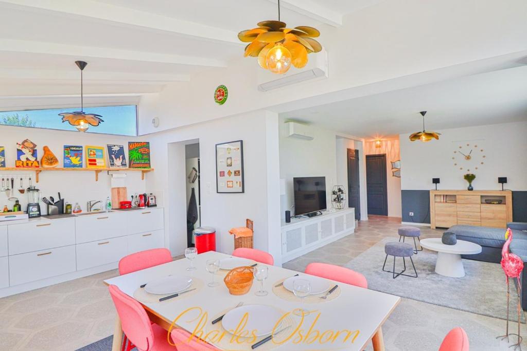 Villa Des Tamaris, Villa 5* En Bord De Mer. فرونتينيان المظهر الخارجي الصورة