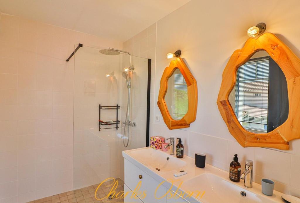 Villa Des Tamaris, Villa 5* En Bord De Mer. فرونتينيان المظهر الخارجي الصورة